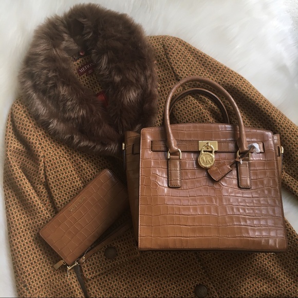 $178 Retail New! Michael Kors Wallet - Picture 2 of 4